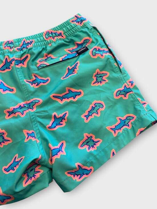 Chubbies Youth Boys The Apex Swimmers Hammerhead Shark Print Swim Trunks - Picture 3 of 4